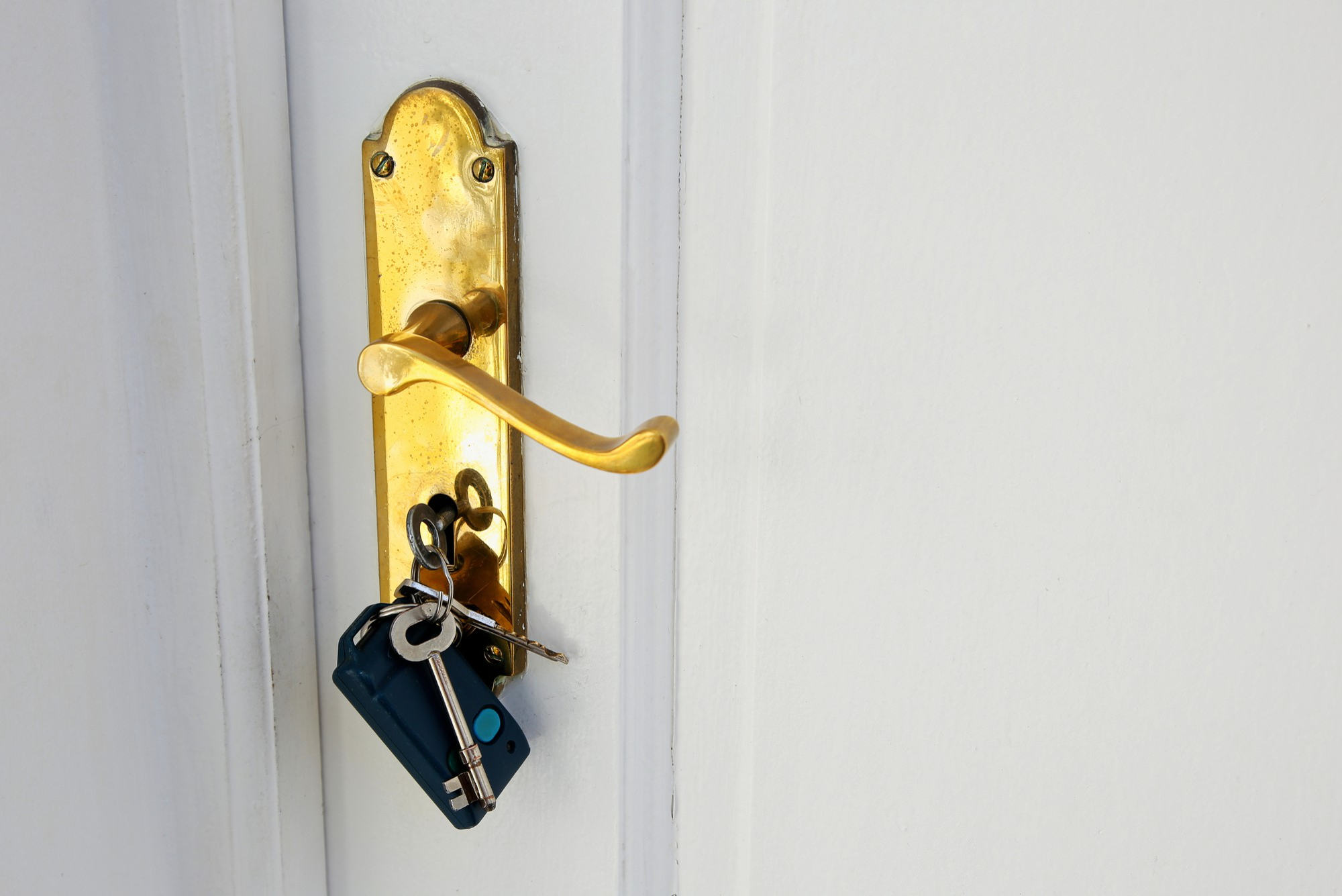 Do You Need to Replace or Rekey Locks in Your Home?